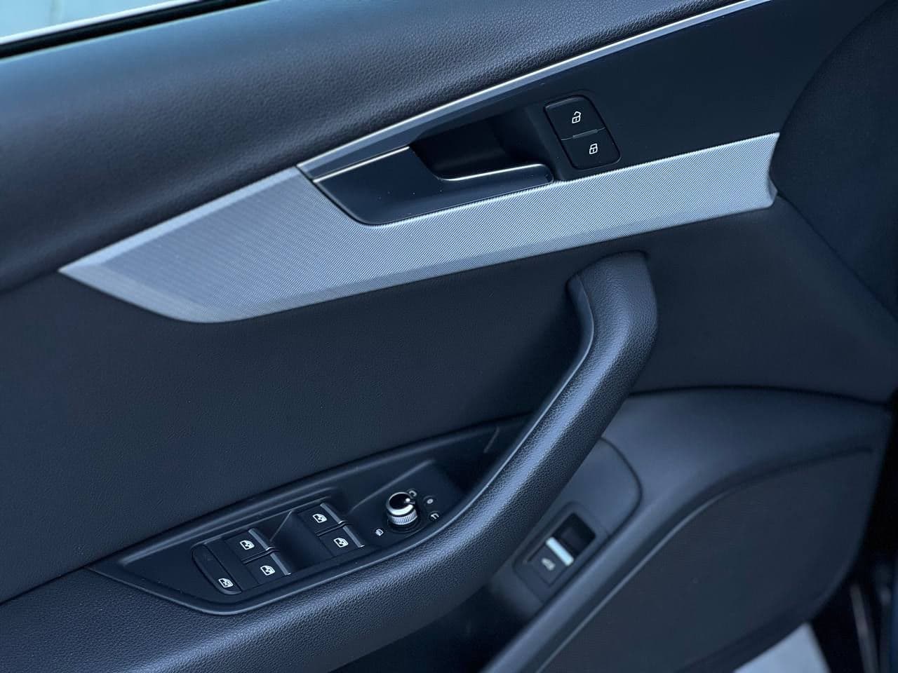 2016 Audi A4 — Miniatură 14