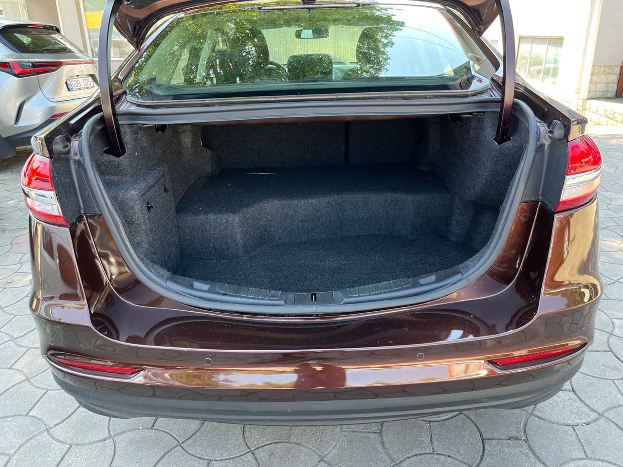 Ford Fusion 2019 — Миниатюра 18