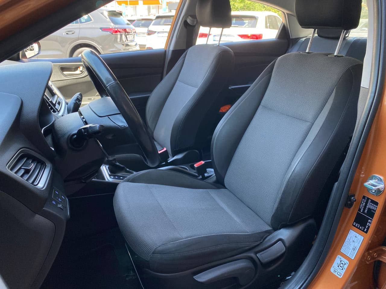 2017 Hyundai Accent — Miniatură 6