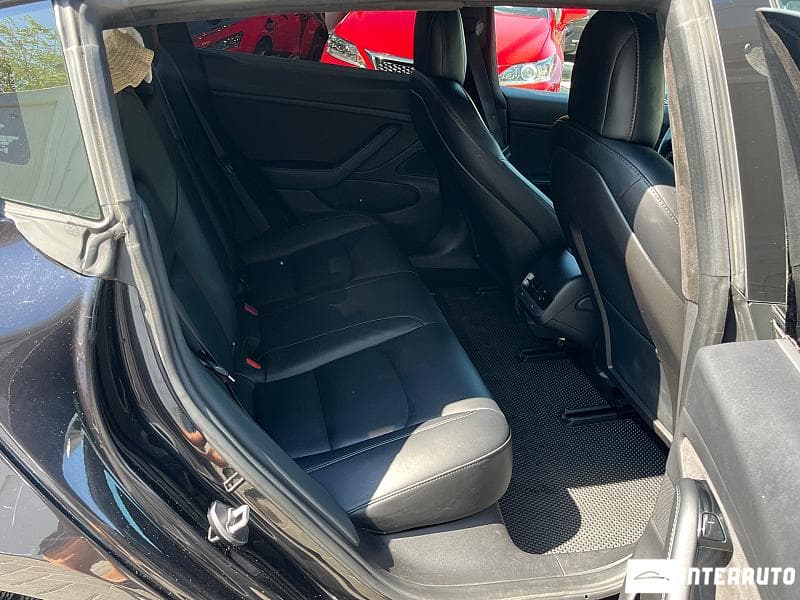 Tesla Model 3 2018 — Миниатюра 19