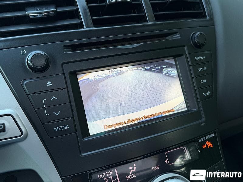 2012 Toyota Prius Plus / V — Miniatură 12