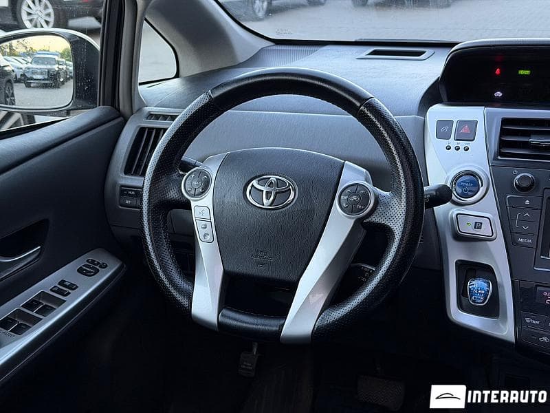2012 Toyota Prius Plus / V — Miniatură 10