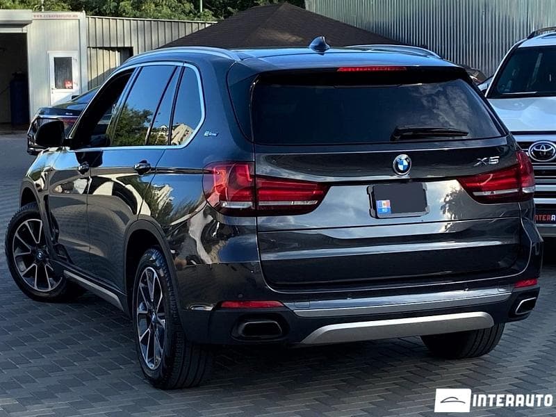 2017 BMW X5 4.0e — Miniatură 2