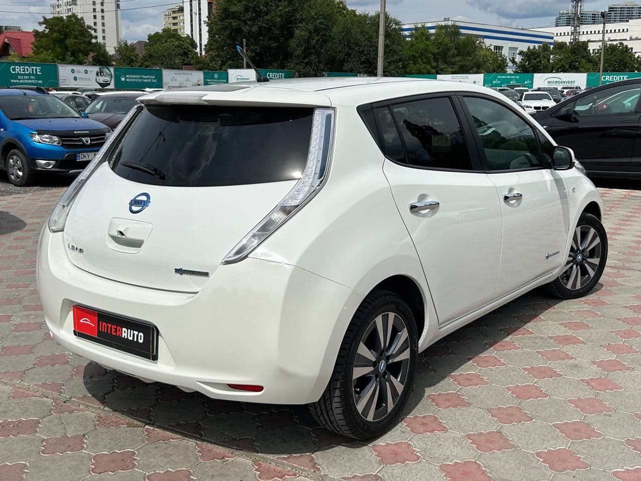 Nissan Leaf 2013 — Миниатюра 3