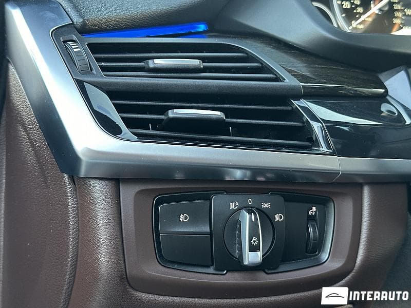 2017 BMW X5 4.0e — Miniatură 24