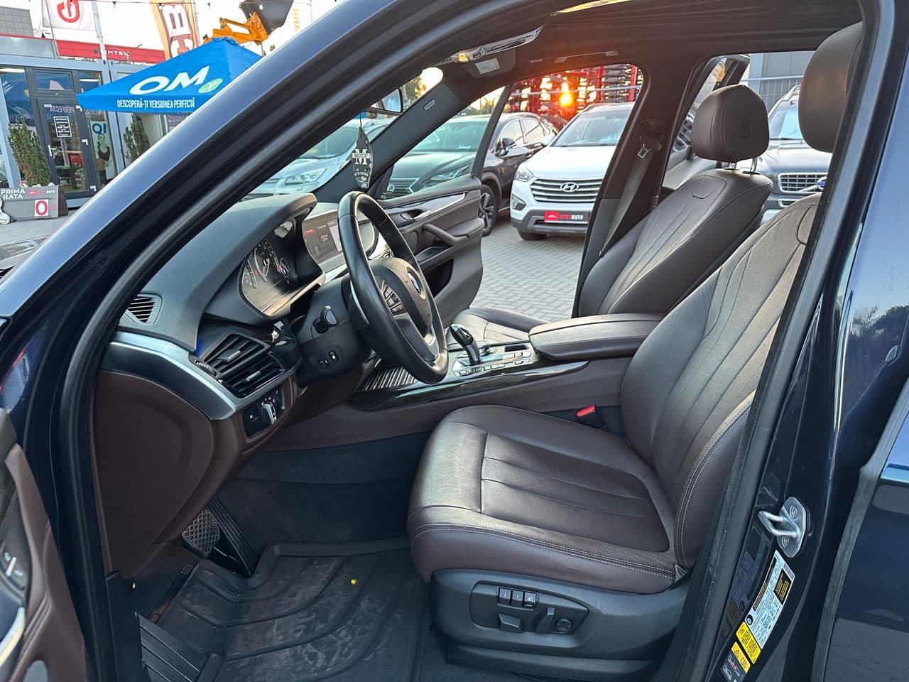 2017 BMW X5 4.0e — Miniatură 5