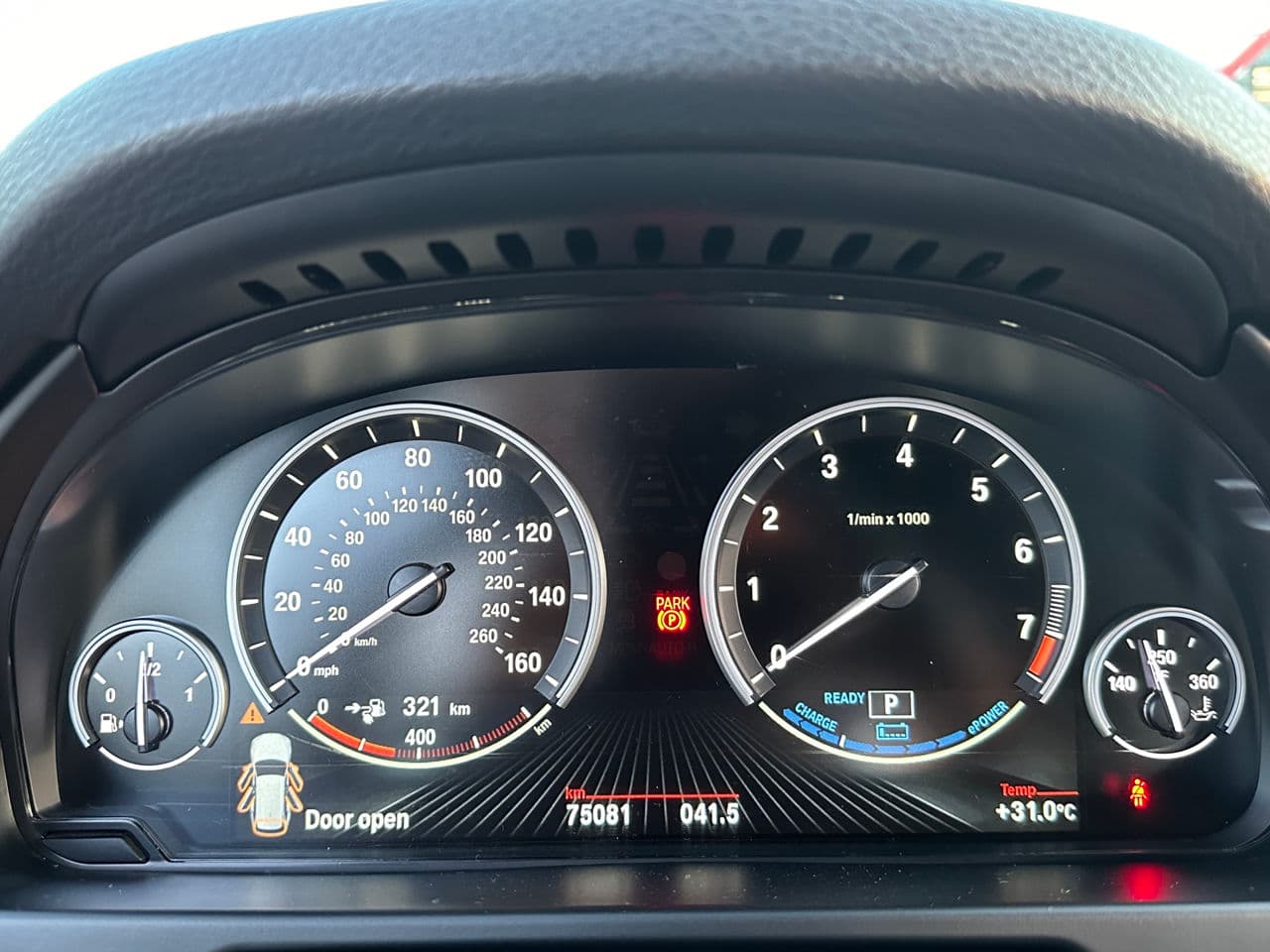 2017 BMW X5 4.0e — Miniatură 9