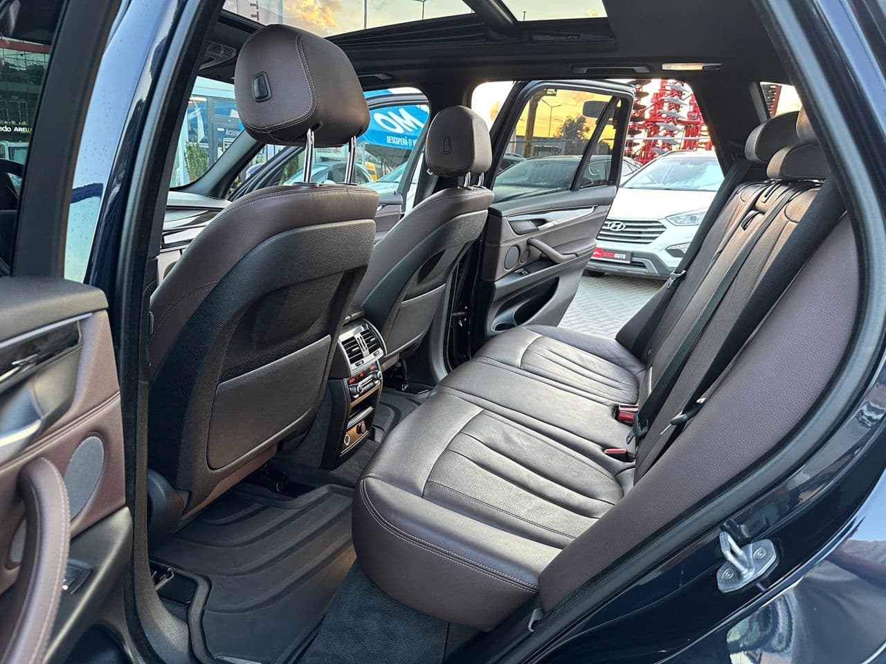 2017 BMW X5 4.0e — Miniatură 13