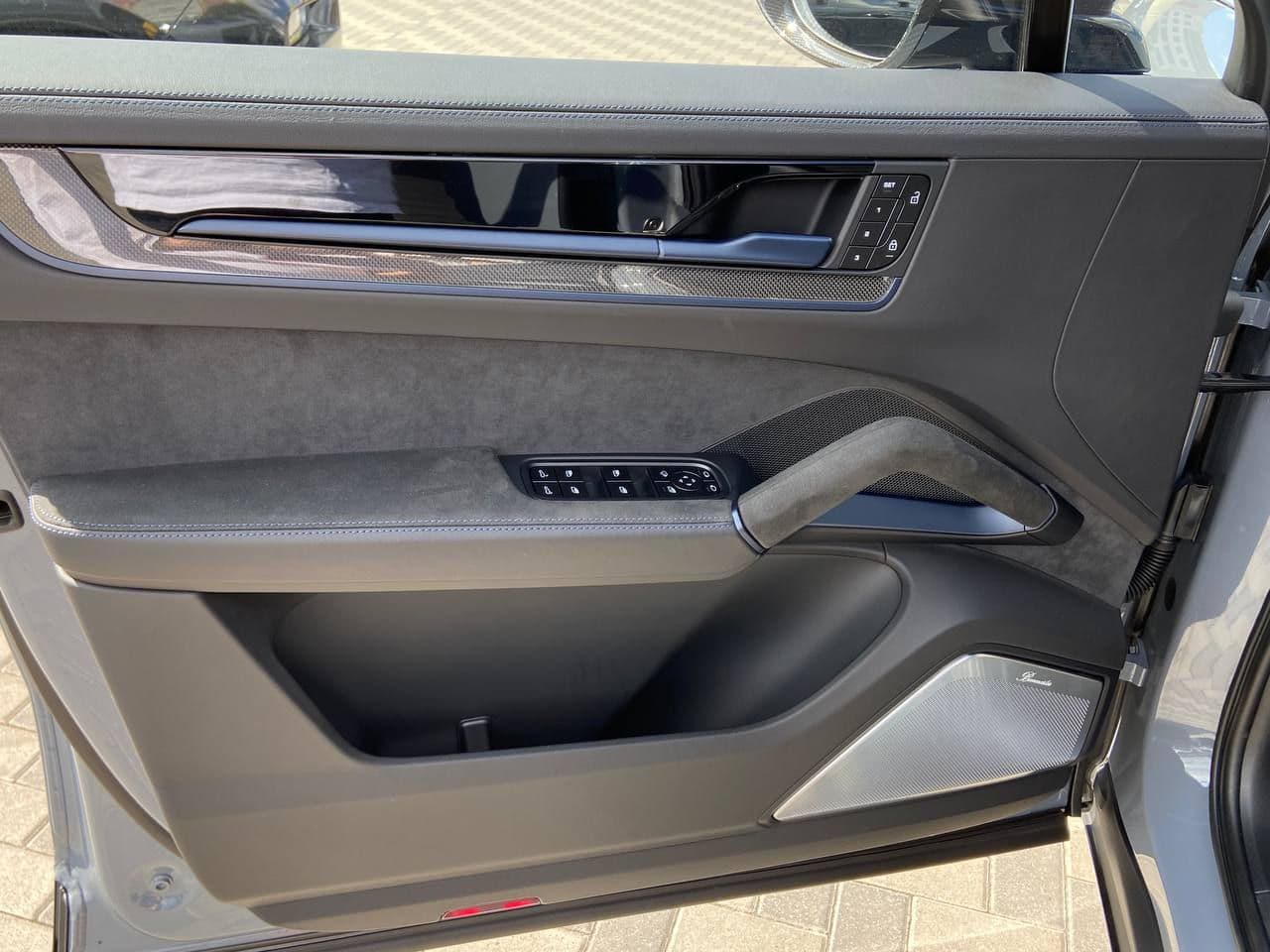 2023 Porsche Cayenne Turbo GT Coupe — Miniatură 5