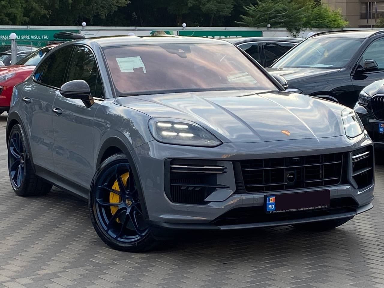 2023 Porsche Cayenne Turbo GT Coupe — Miniatură 3