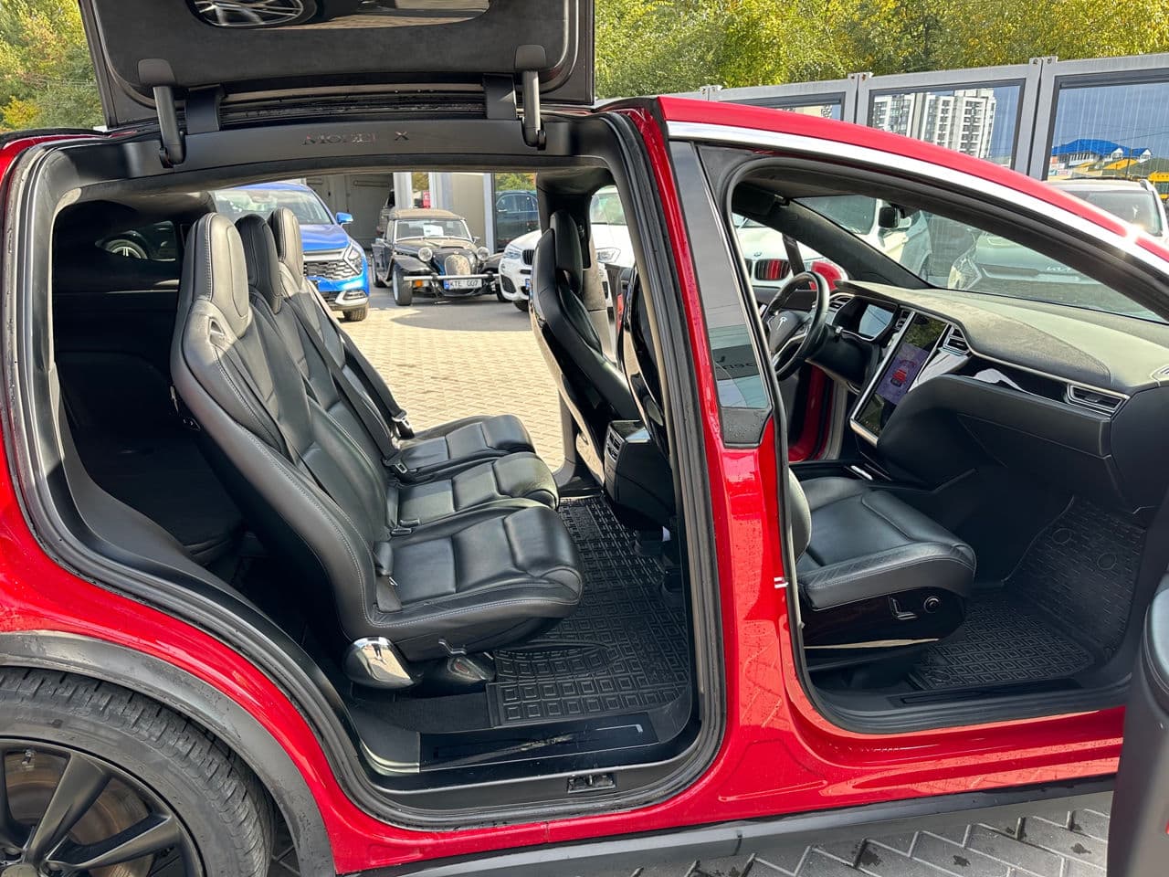 2016 Tesla Model X — Miniatură 15