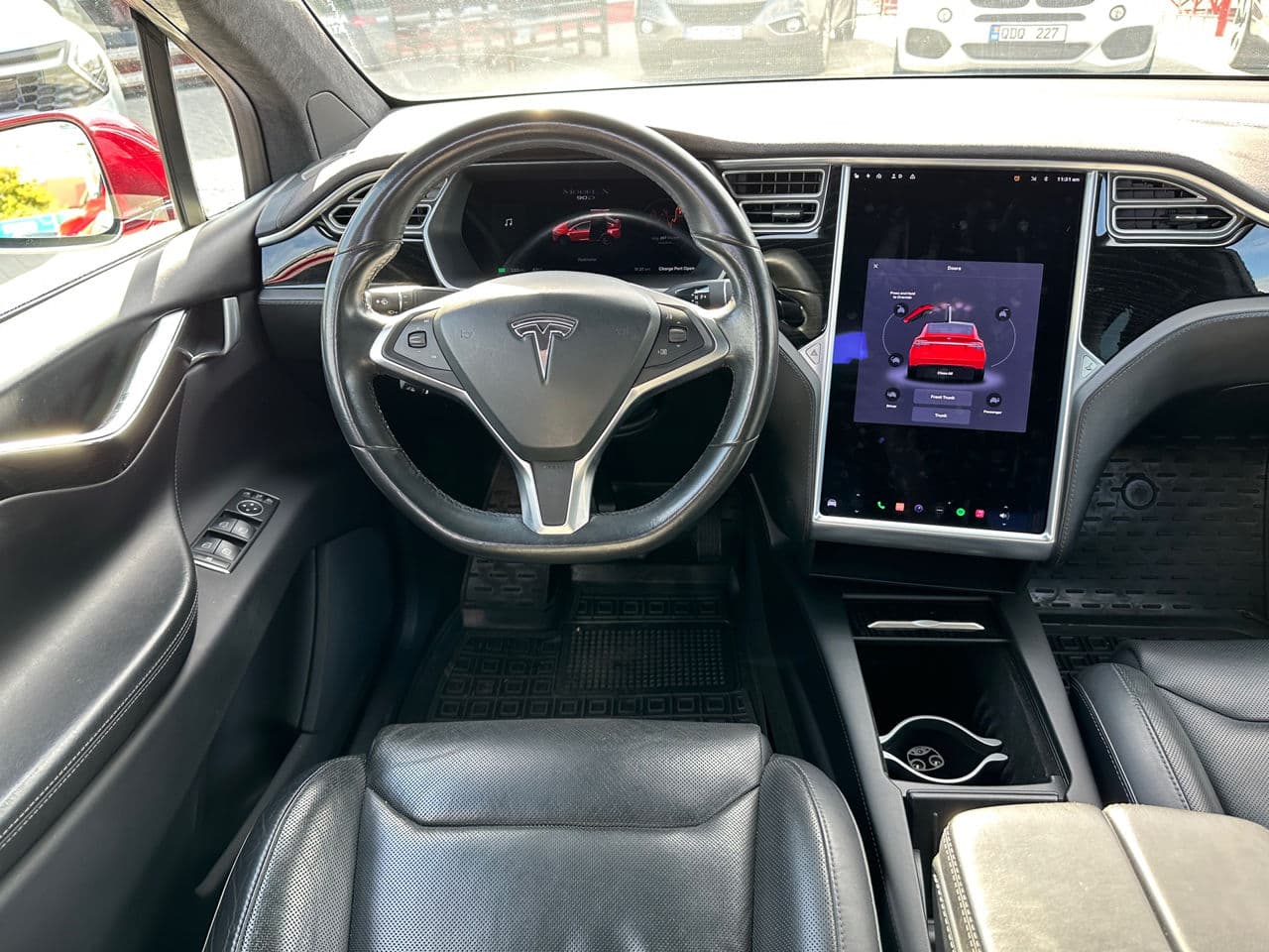 2016 Tesla Model X — Miniatură 10
