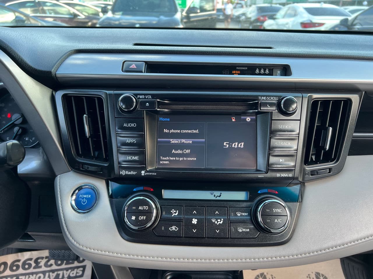 2018 Toyota Rav-4 — Miniatură 13