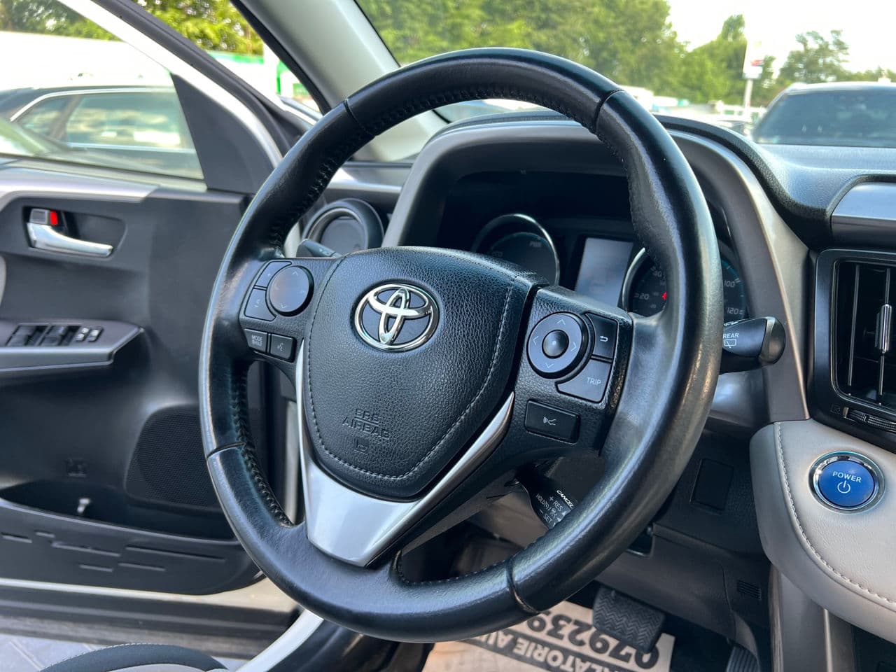 2018 Toyota Rav-4 — Miniatură 15