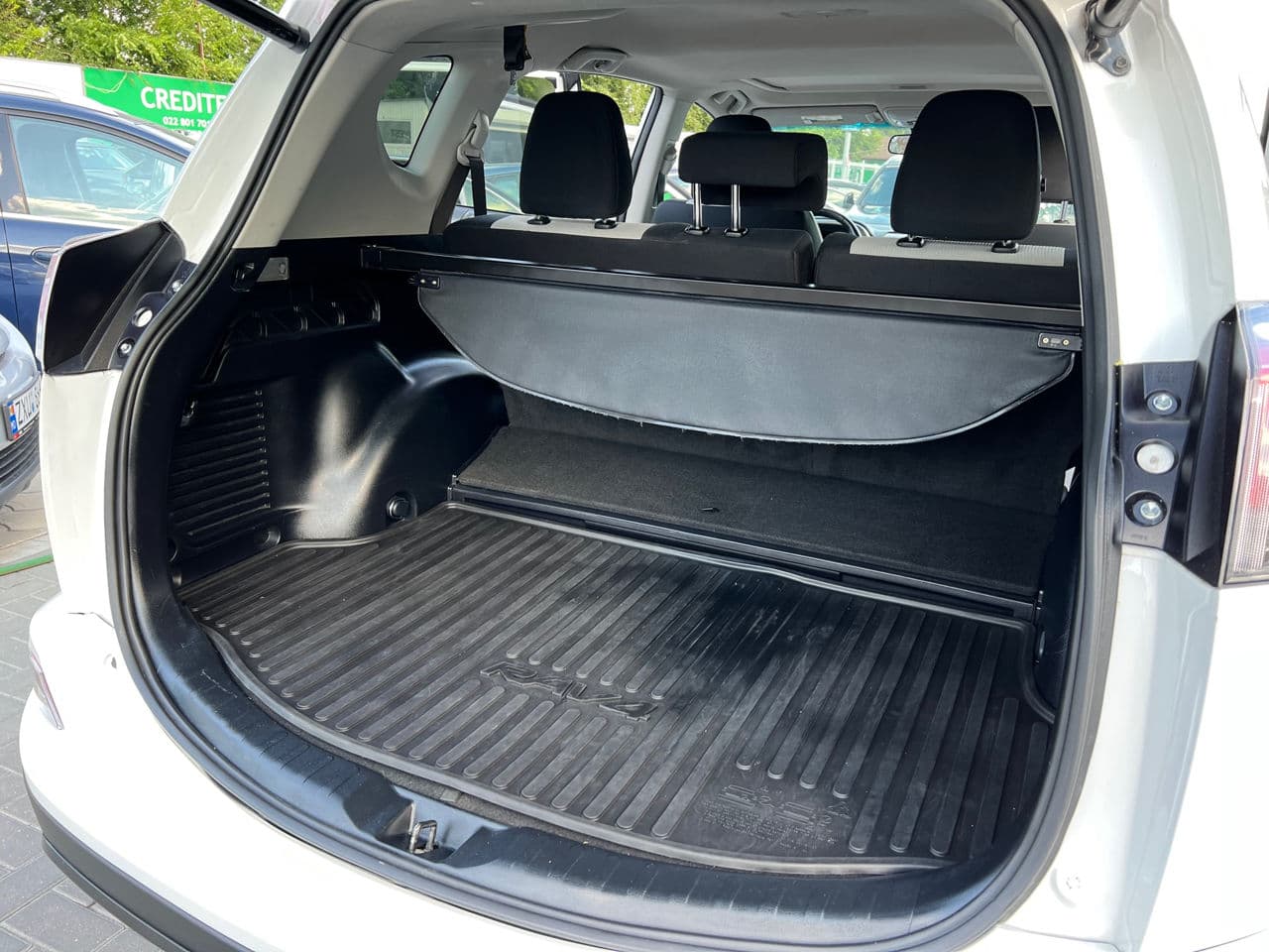 2018 Toyota Rav-4 — Miniatură 23