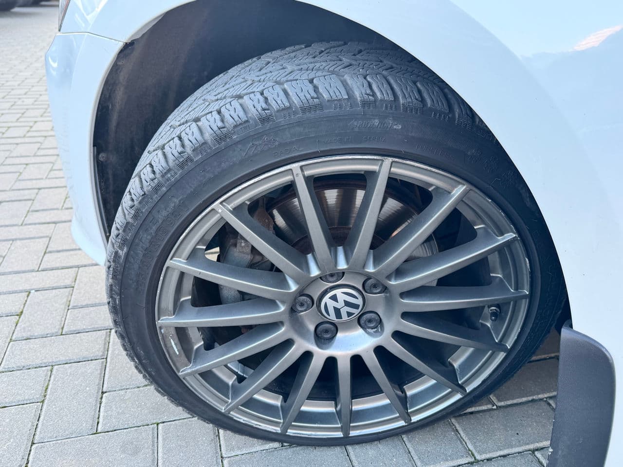 2016 Volkswagen Passat — Miniatură 17
