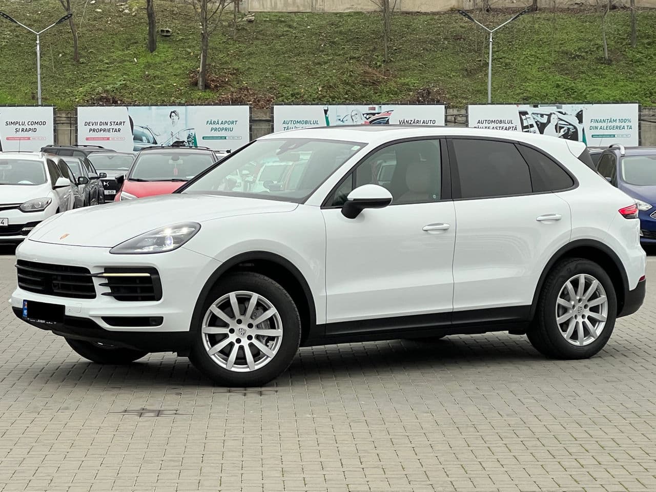 2018 Porsche Cayenne — Miniatură 2