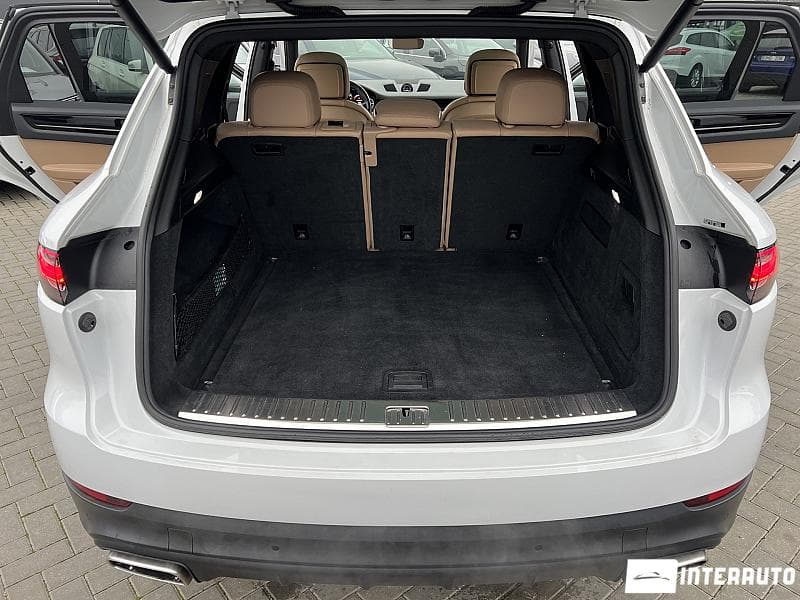 2018 Porsche Cayenne — Miniatură 23