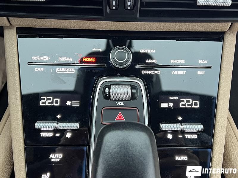 2018 Porsche Cayenne — Miniatură 11