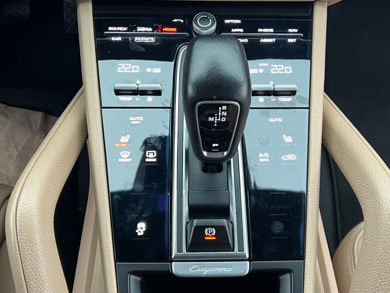 2018 Porsche Cayenne — Miniatură 12