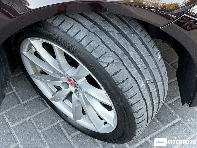 2013 Jaguar XF — Miniatură 21