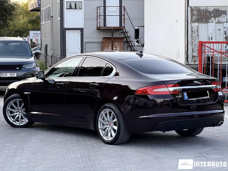 2013 Jaguar XF — Miniatură 2