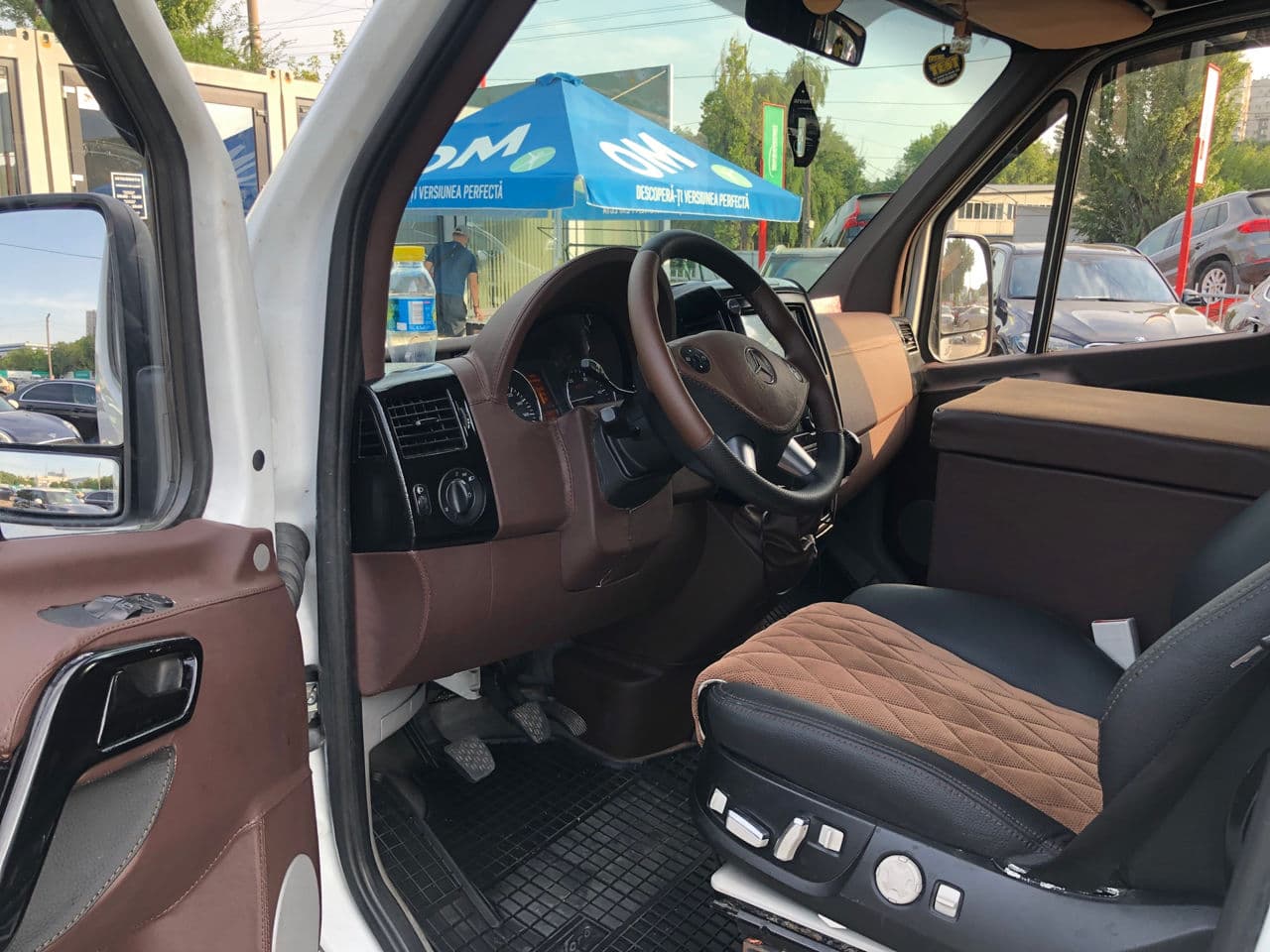 2016 Mercedes Sprinter — Miniatură 5