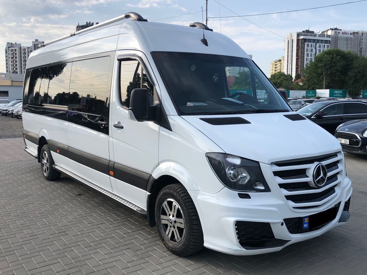 2016 Mercedes Sprinter — Miniatură 3