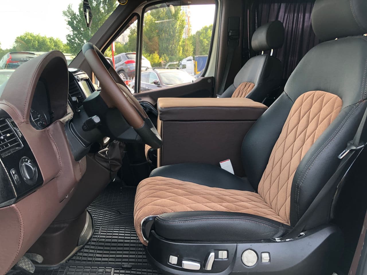 2016 Mercedes Sprinter — Miniatură 6