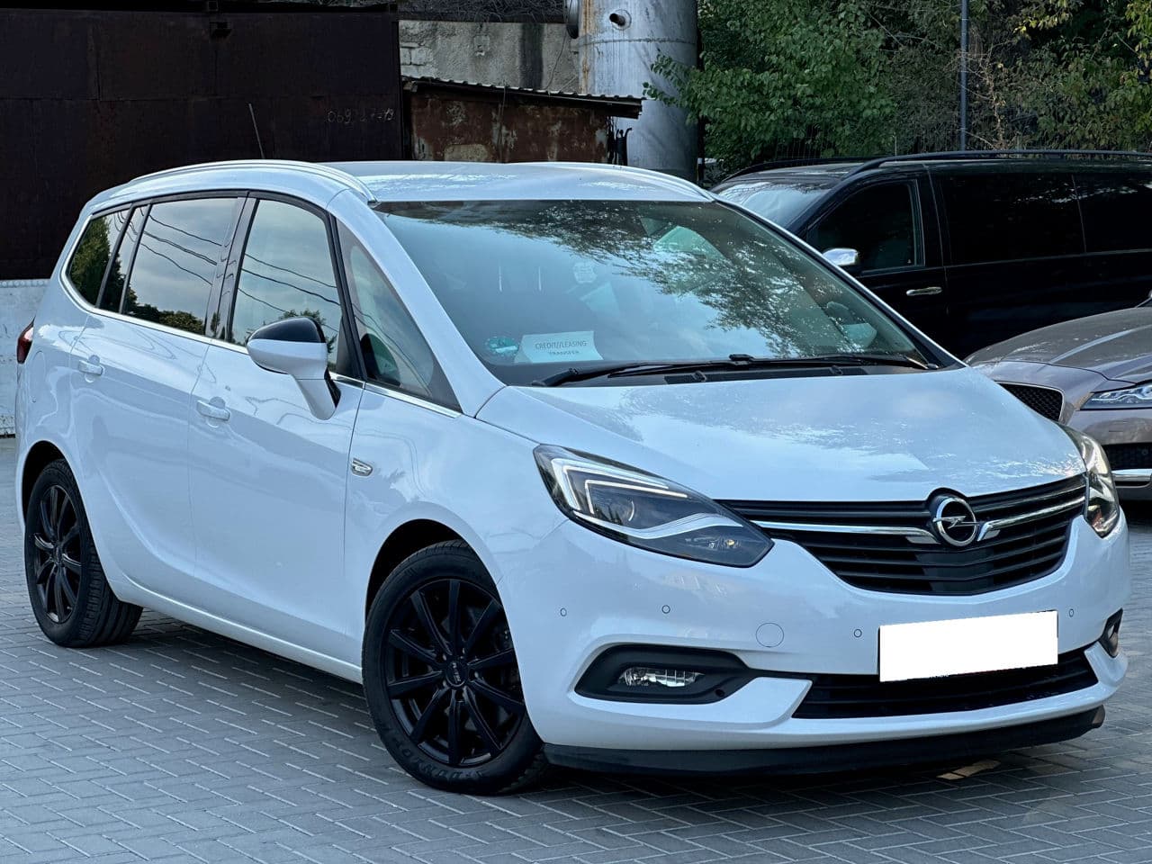 2017 Opel Zafira — Miniatură 3