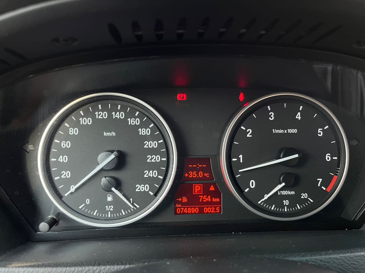 BMW X5 4.8i 2008 — Миниатюра 10