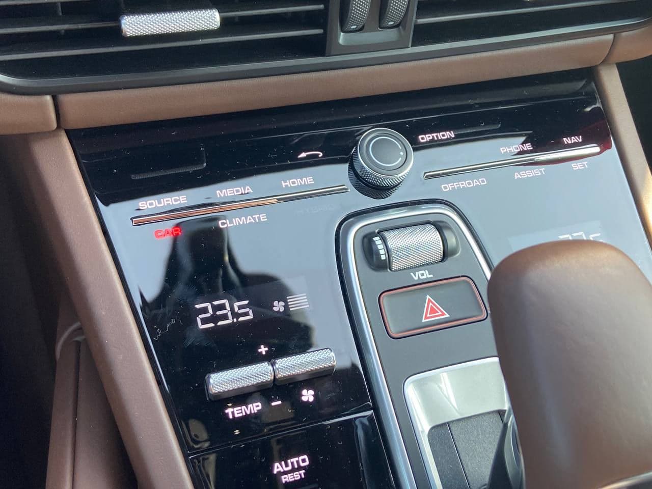 2023 Porsche Cayenne — Miniatură 13