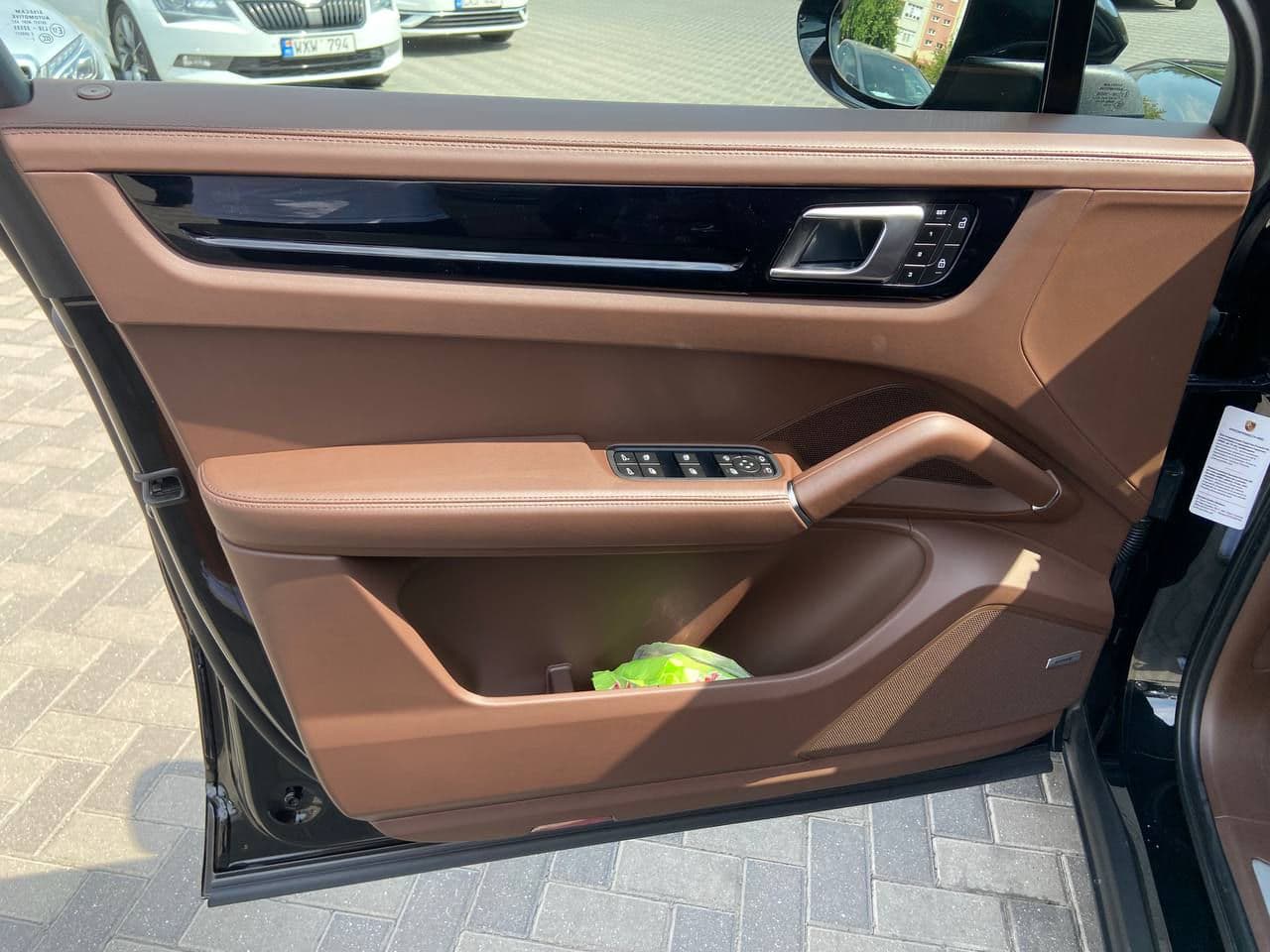 2023 Porsche Cayenne — Miniatură 5