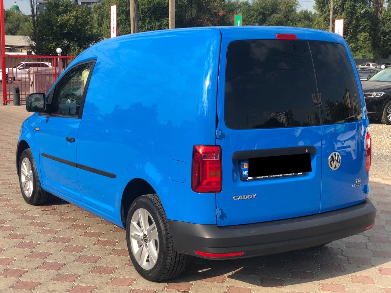2016 Volkswagen Caddy — Miniatură 2