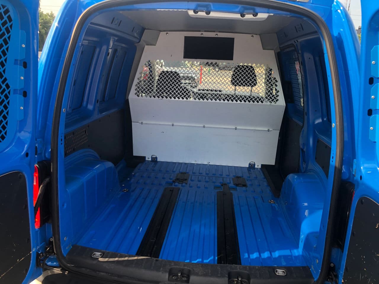 2016 Volkswagen Caddy — Miniatură 13