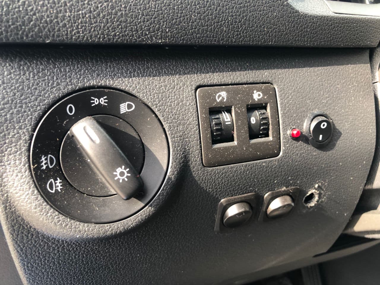 2016 Volkswagen Caddy — Miniatură 10