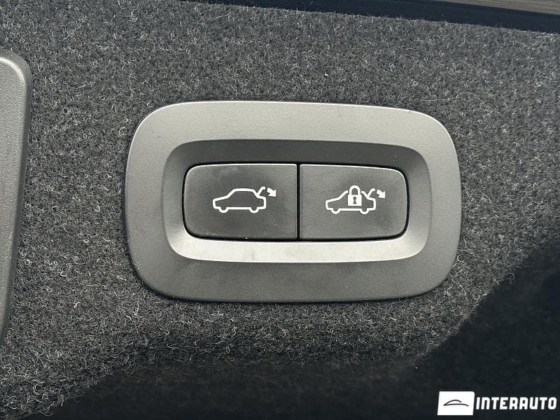 2017 Volvo S 90 — Miniatură 22