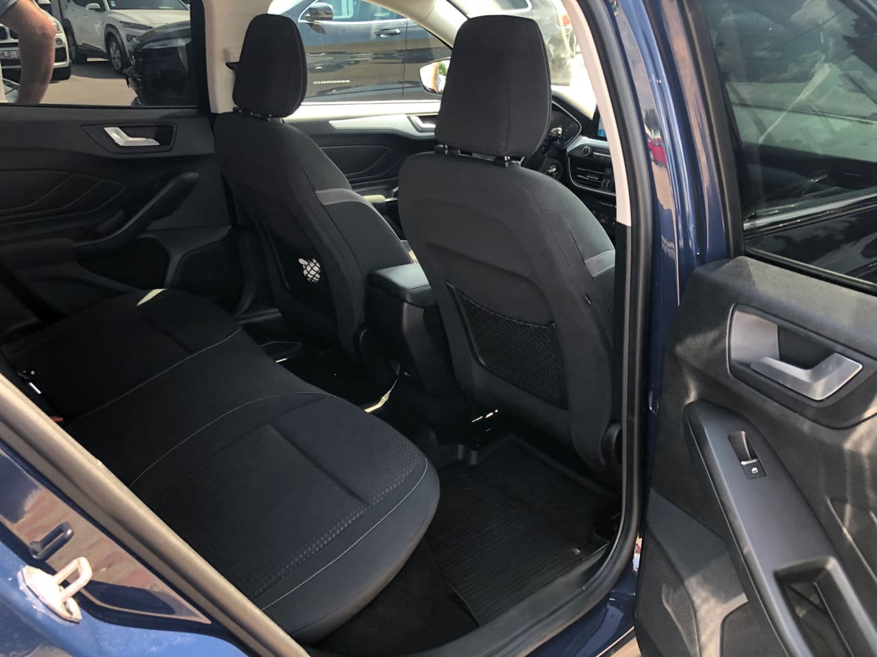 2018 Ford Focus — Miniatură 16