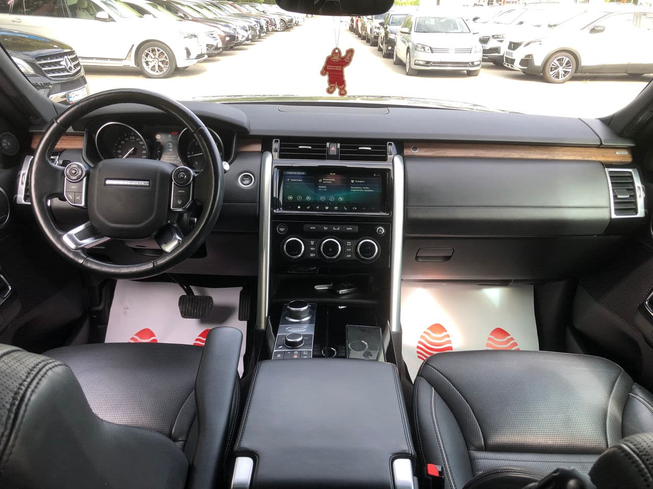 2017 Land Rover Discovery — Miniatură 8