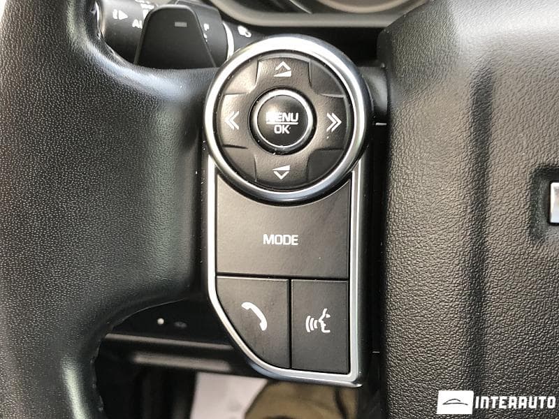 2017 Land Rover Discovery — Miniatură 18