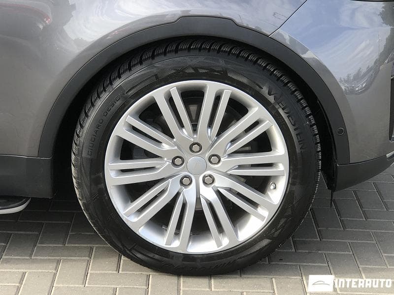 2017 Land Rover Discovery — Miniatură 5