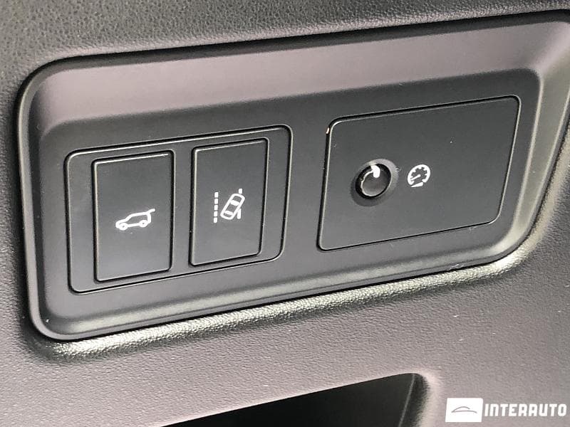 2017 Land Rover Discovery — Miniatură 26
