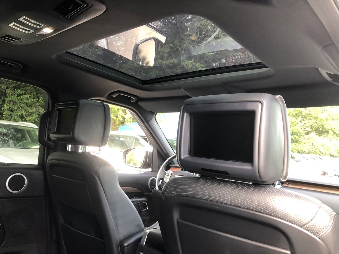 2017 Land Rover Discovery — Miniatură 10