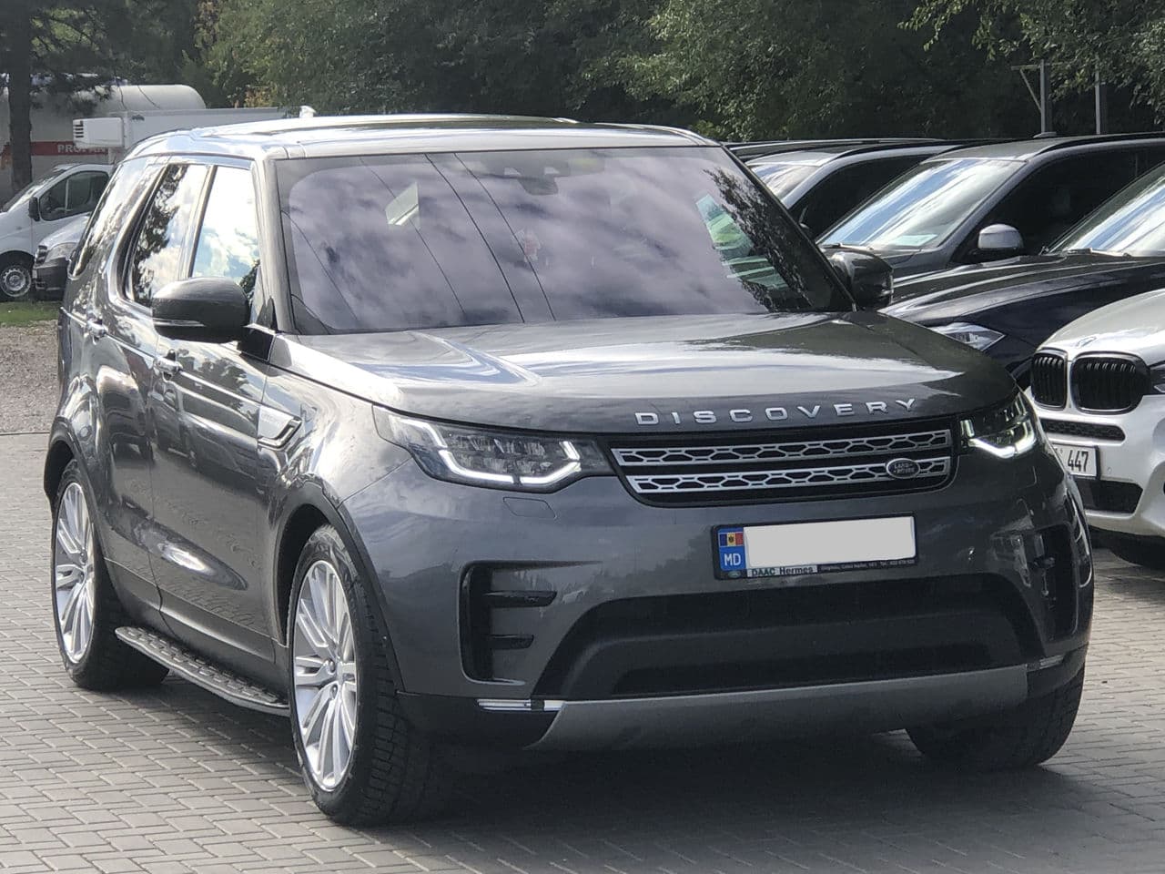 2017 Land Rover Discovery — Miniatură 3