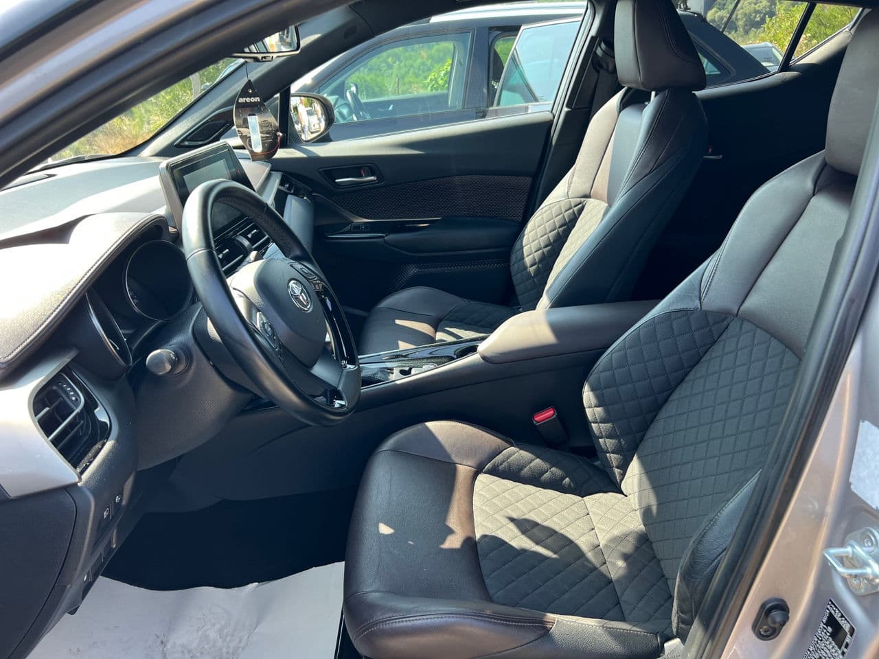 2017 Toyota C-HR — Miniatură 6