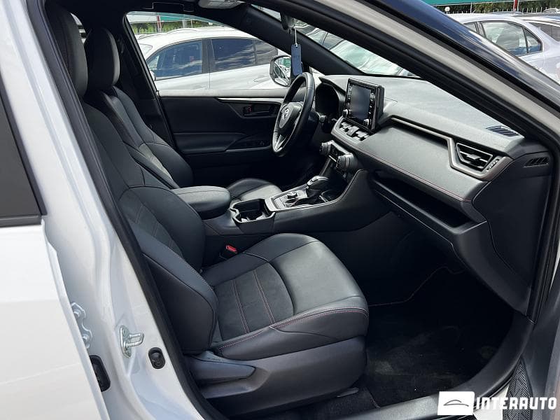 2021 Toyota Rav-4 — Miniatură 5