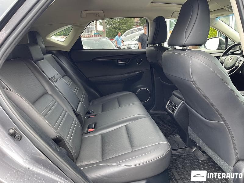2017 Lexus NX 200T — Miniatură 7