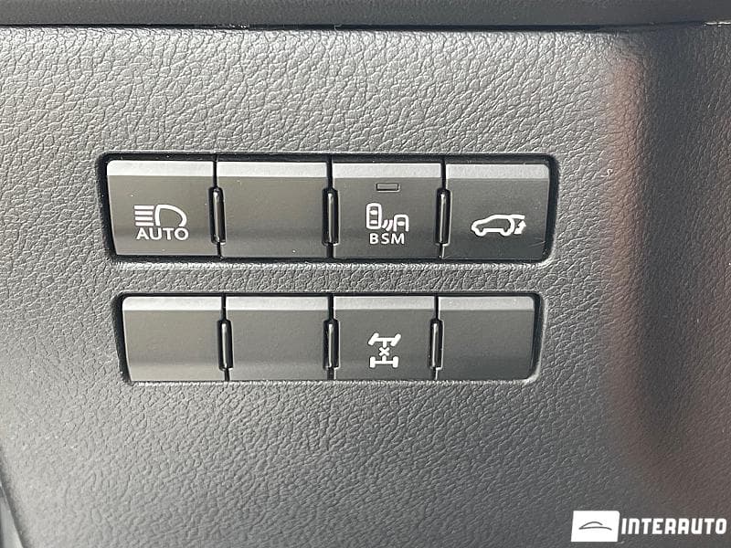 2017 Lexus NX 200T — Miniatură 18