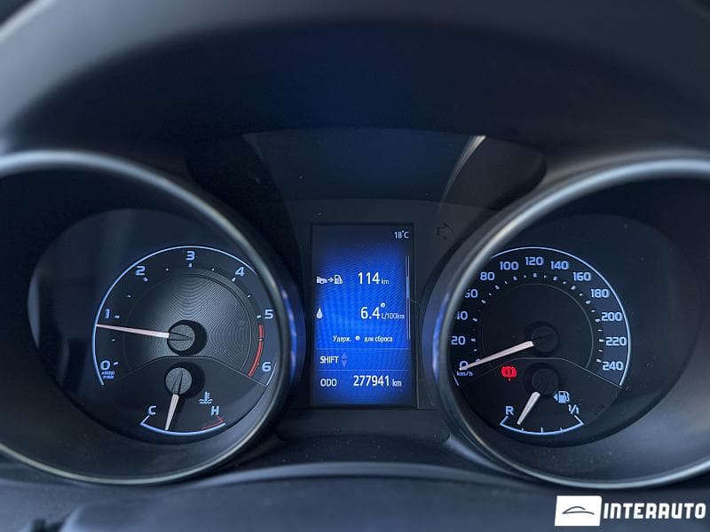 2015 Toyota Auris — Miniatură 9