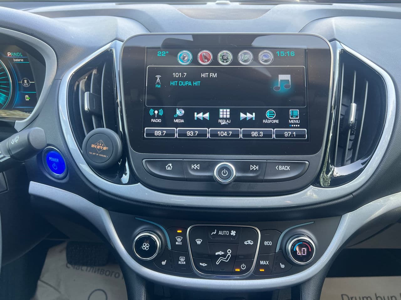 2016 Chevrolet Volt — Miniatură 8